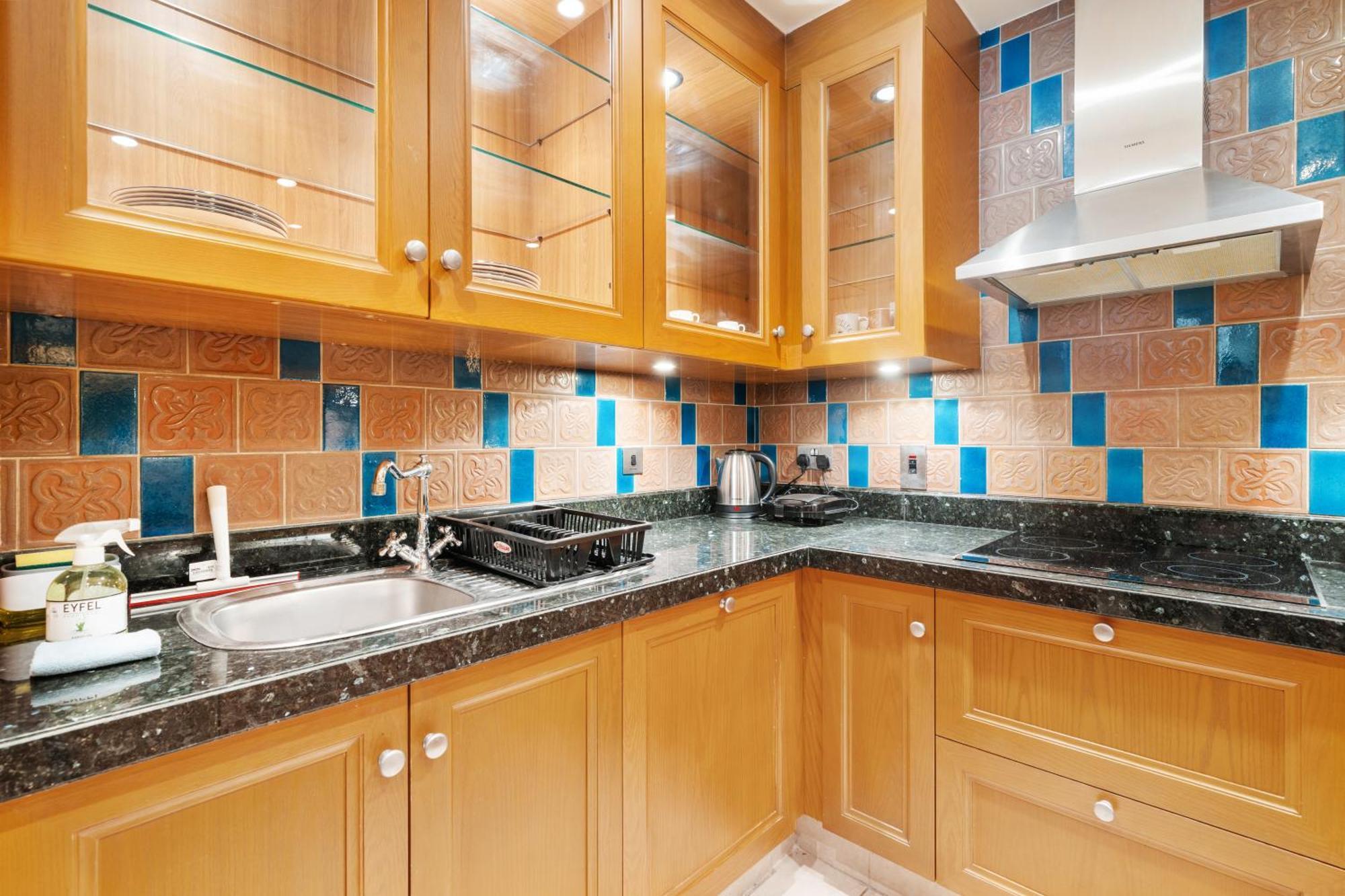 Appartamento Luxurious Near Burj Khalifa, Free Parking Dubai