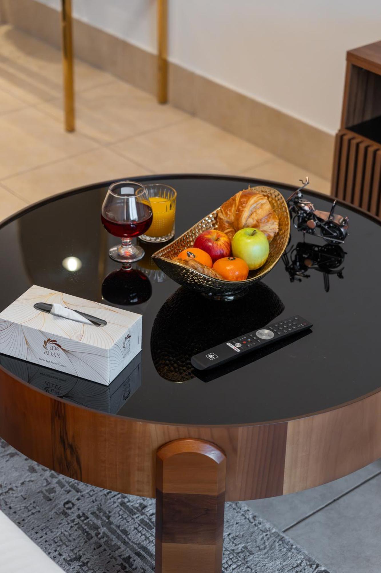 Appartamento Luxurious Near Burj Khalifa, Free Parking *